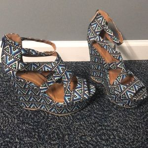 Shii Aztec Wedges